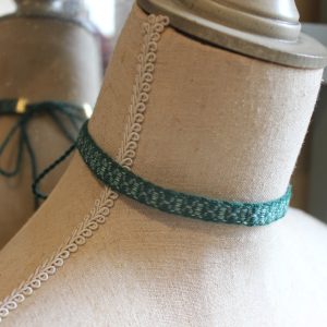 Collier ras de cou Feuillage